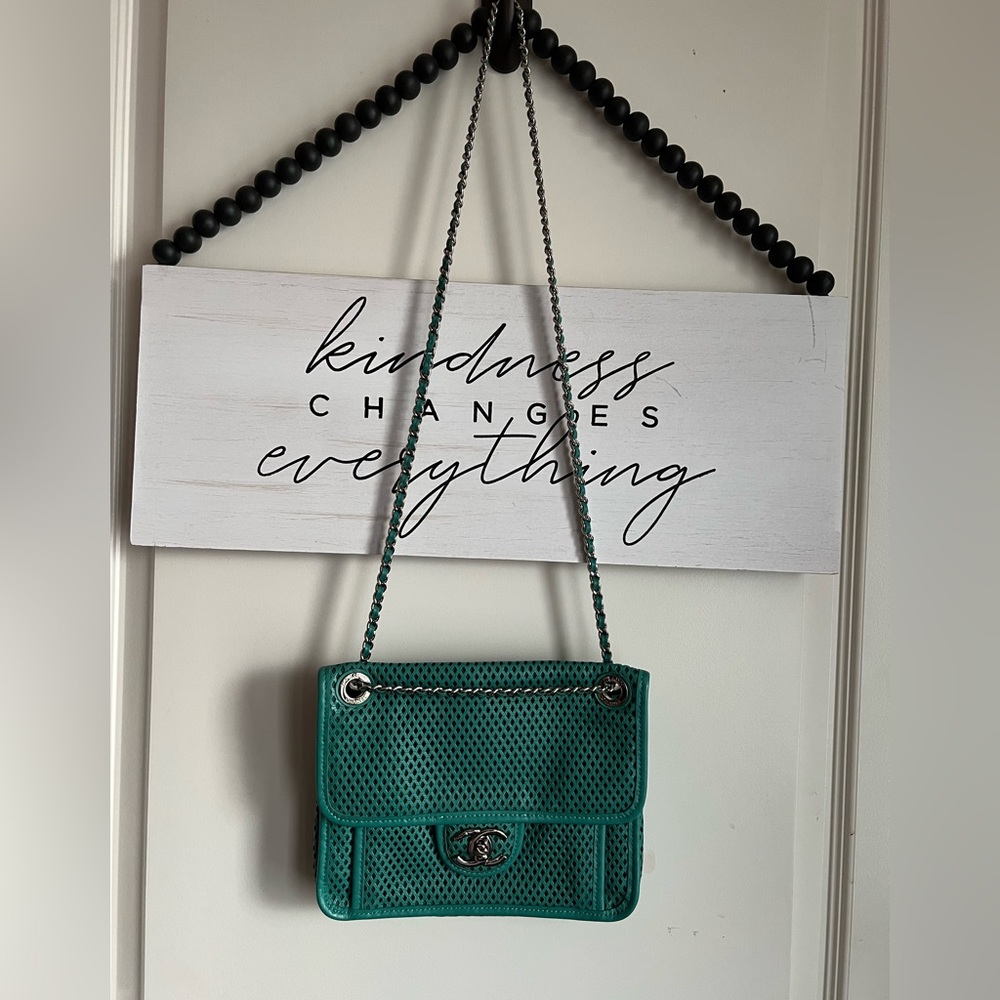 CHANEL Up in the Air Medallion Flap Bag Perforated Purse Emerald Green HOST PICK - Picture 3 of 16